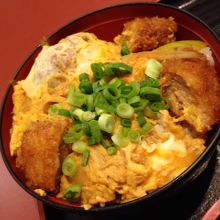 今回いただいたかつ丼です。