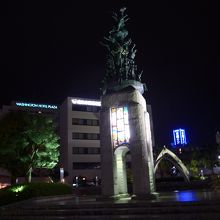 鳥取駅北口から見えるホテル建物