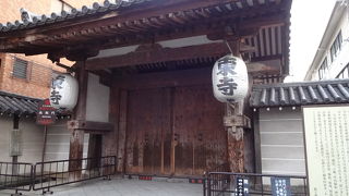 一番北側の門です。