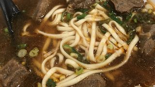 玖伍牛肉麺（チウウーニウロウミエン）