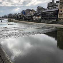 秋の鴨川。