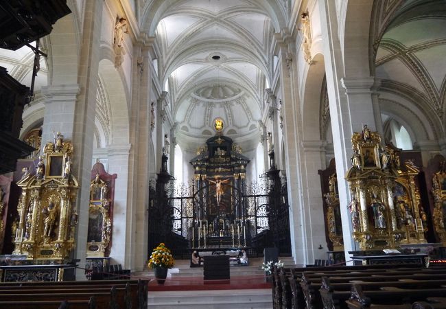 新市街近くにあります