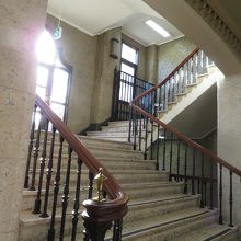 階段も凝っています