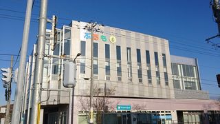 公共のプール施設