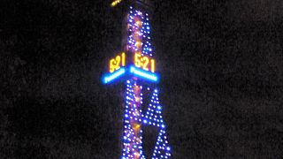 札幌は北の都市でタワーも灯りが！