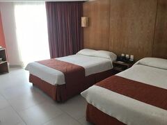 アダラ エクスプレス 写真