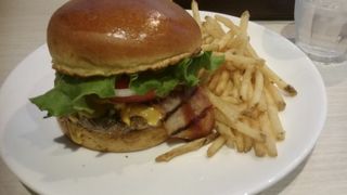 グルテンフリーのバンズもあります