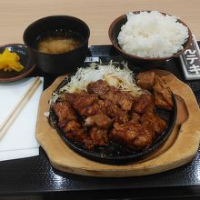 トンテキ定食です
