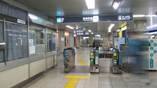 入口からホームが遠かったです。