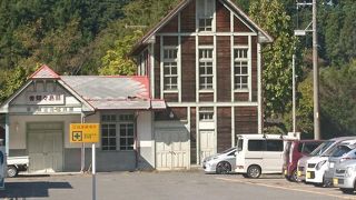 旧駅を利用した観光案内所