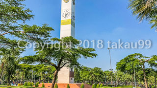 休日の公園は結構ローカルの方が沢山遊びに来てます。