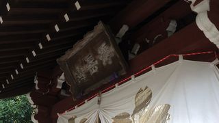 茅葺き屋根がシブい