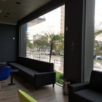 残念ながら外は雨...