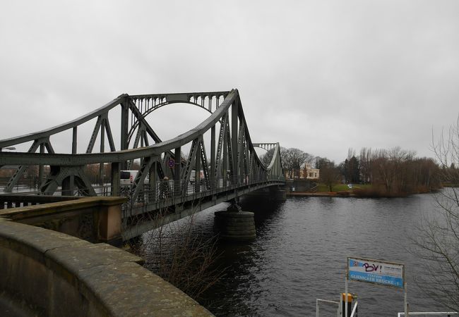 歴史的な橋