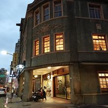 迪化街近くのカフェ