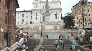雨上がりの広場