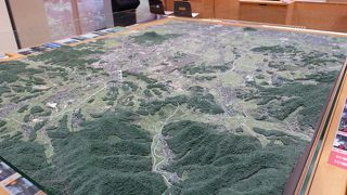 高松塚古墳の壁画修復の様子を見ることが出来ました