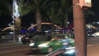 ドラゴン橋が見えます