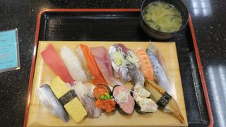 ジャンボおしどり寿司 六会店