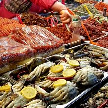 買い物もできます