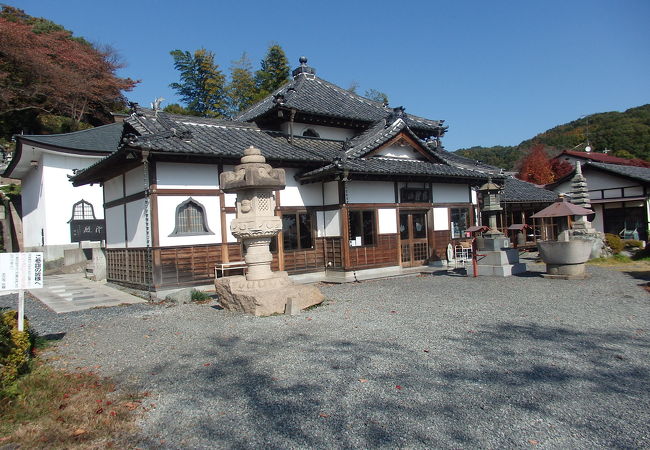 鐘撞堂山登山の登山途中で天正寺に寄りました