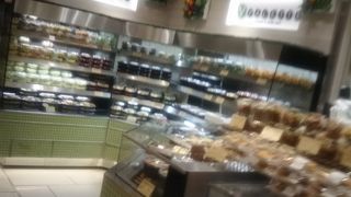 色々なお惣菜がかえておつまみにとてもいいです