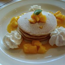 マンゴーパンケーキ