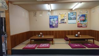 坂内食堂隣のおいしいラーメン屋さん