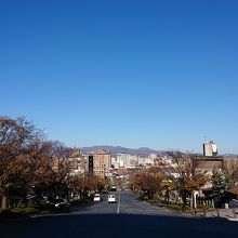 幅の広さは元町で一番
