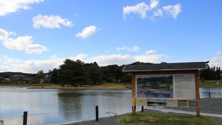 宇治平等院の鳳凰堂を模して建立した寺院跡