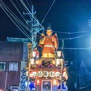 秋の夜を彩る山車が見事でした