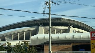 浦和市内からさいたまスタジアム2002への最短路は途中に有料の橋があるので注意です。Suicaは使えるけどクレジットカードは使えません。