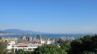 サービスエリアから琵琶湖一望