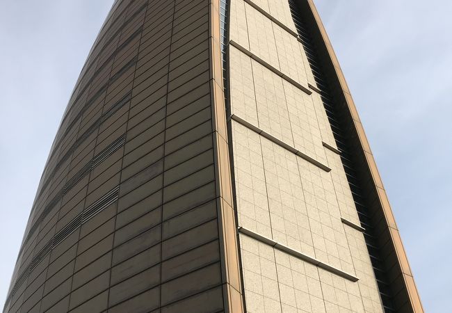 土日祝のみ営業の無料展望台アクアタワー