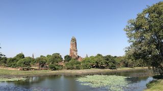 アンコール式仏塔