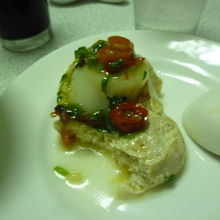 豆腐の上にホタテ