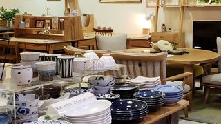 高級家具から小物まで