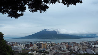 展望台へ続く道