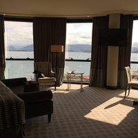 広々としたベッドルーム