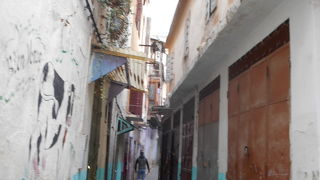 疲れる街ですが、楽しいです