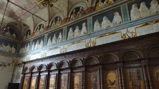 サンタ マリア イン オルガノ教会