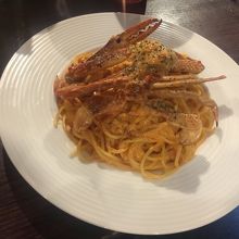 ワタリガニのトマトクリームパスタ