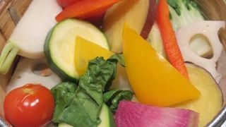 女性にも好まれそうな焼き鳥の店