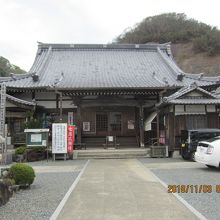 「影向寺」の本堂。