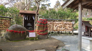 何故か縁結びの神社に
