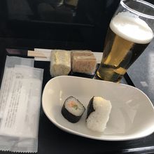 最初はビール
