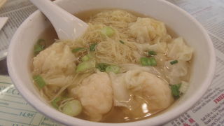 ワンタンヌードル