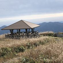 見晴台から見る四国山脈の山並み