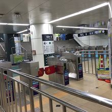 西面駅