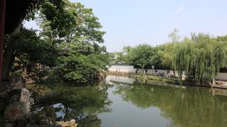 世界遺産・滄浪亭の前